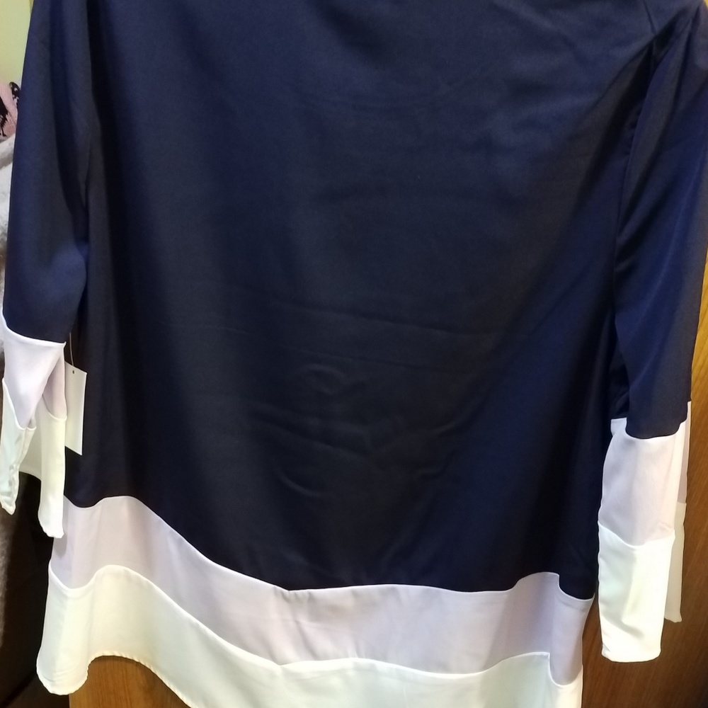 Flowy blouse - Picture 3 of 3